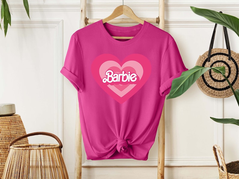 Cute Barbie Heart Print T-shirt